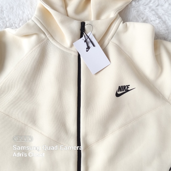 Nike Sportswear Tech Fleece Windrunner Full Zip Hooded Jacket Coconut Milk - Picture 2 of 8